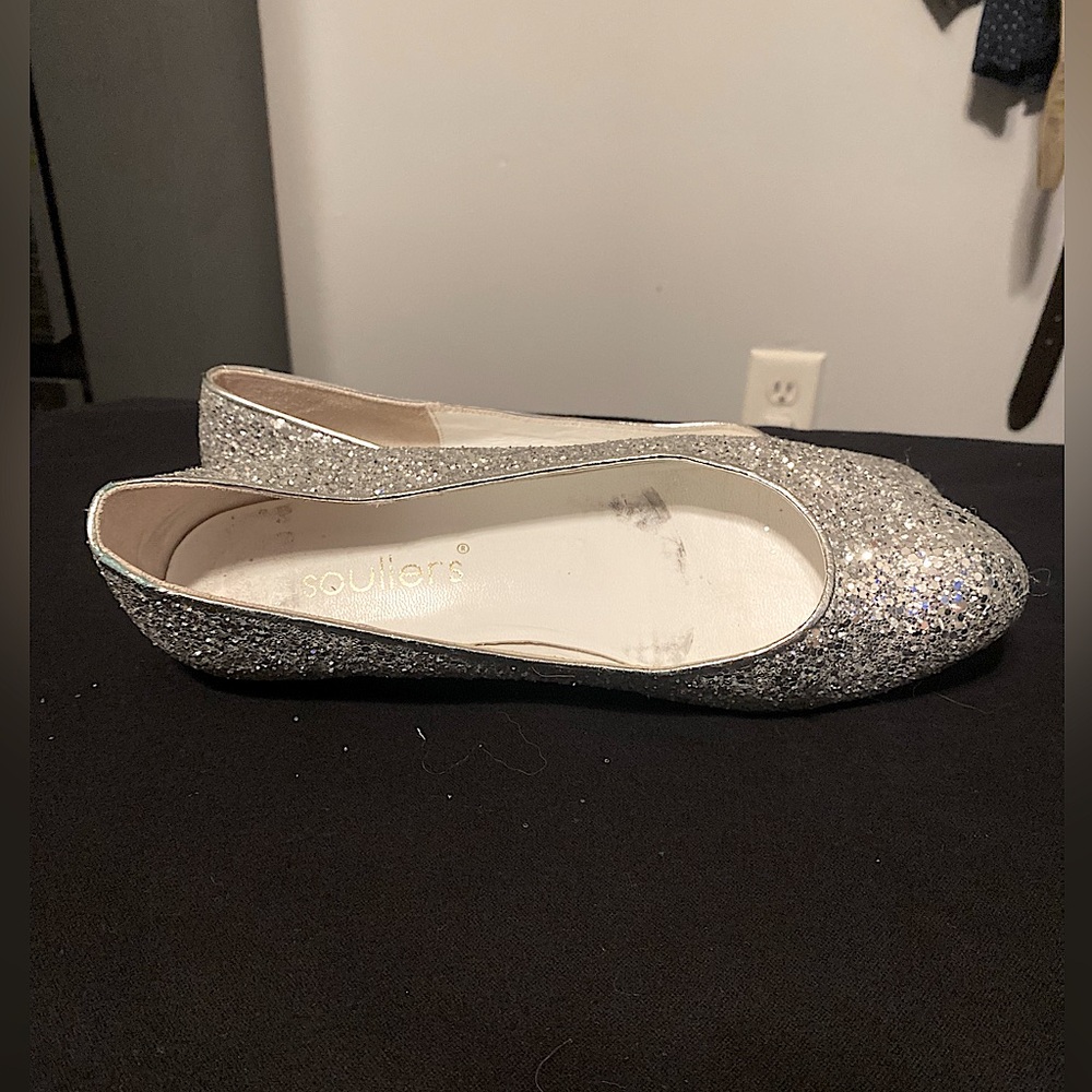 Souliers Vintage Silver Glitter Ballet Flats